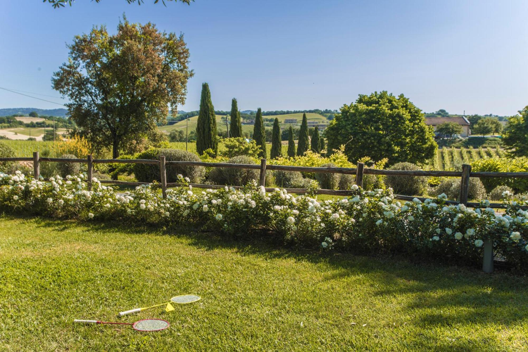 Fattoria Di Magliano Winery Villa Маляно ин Тоскана Стая снимка